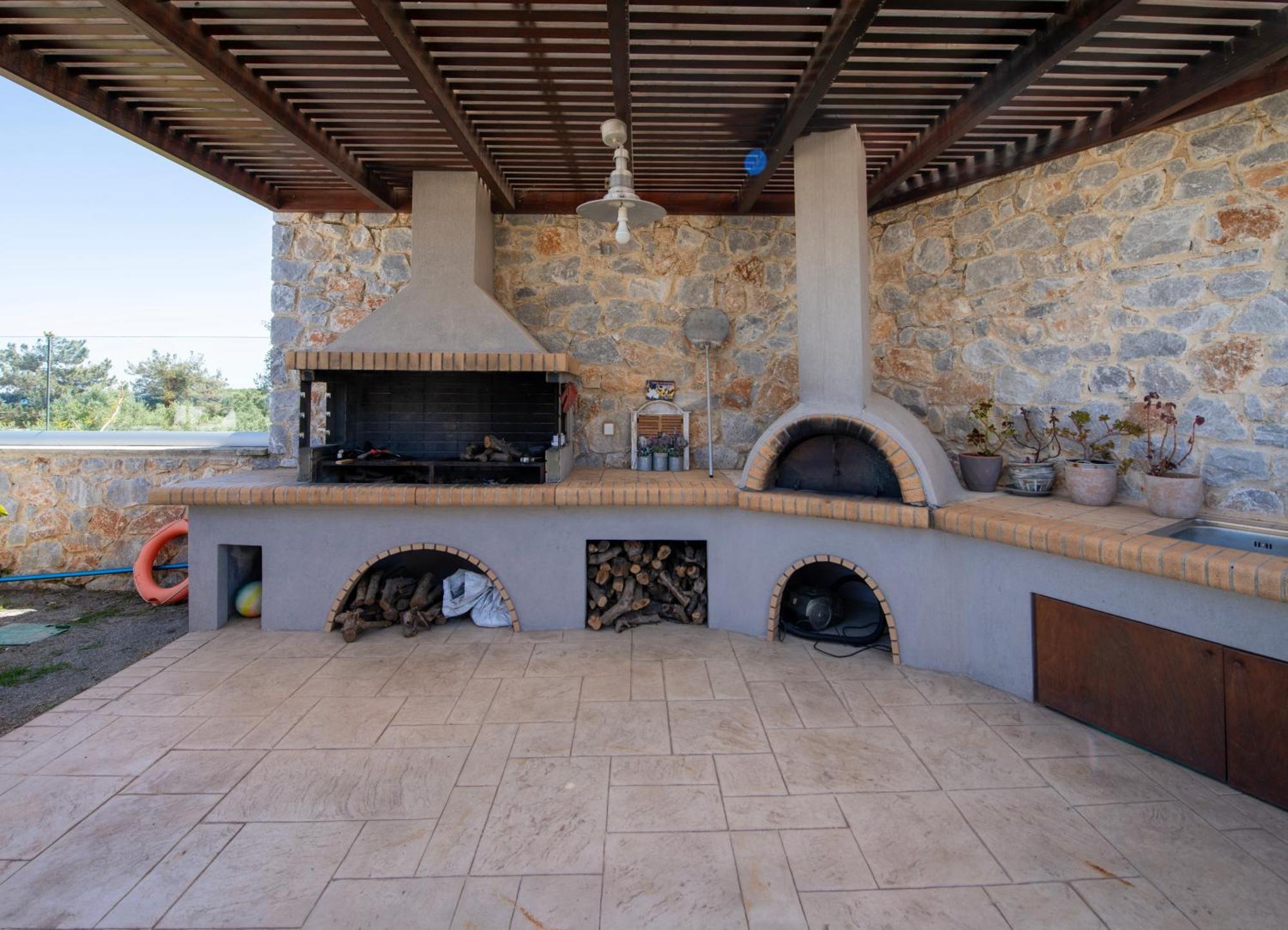 Lady Dafni With Private Heated Pool